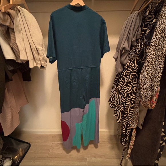 The Kit Issa Jumpsuit | Ocean Cut Paper - Picture 4 of 6